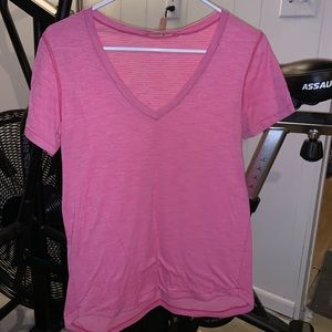 Women’s pink lululemon T-shirt
